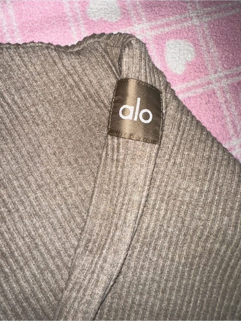 ALO Yoga Ribbed Hooded Crop in Taupe Brown